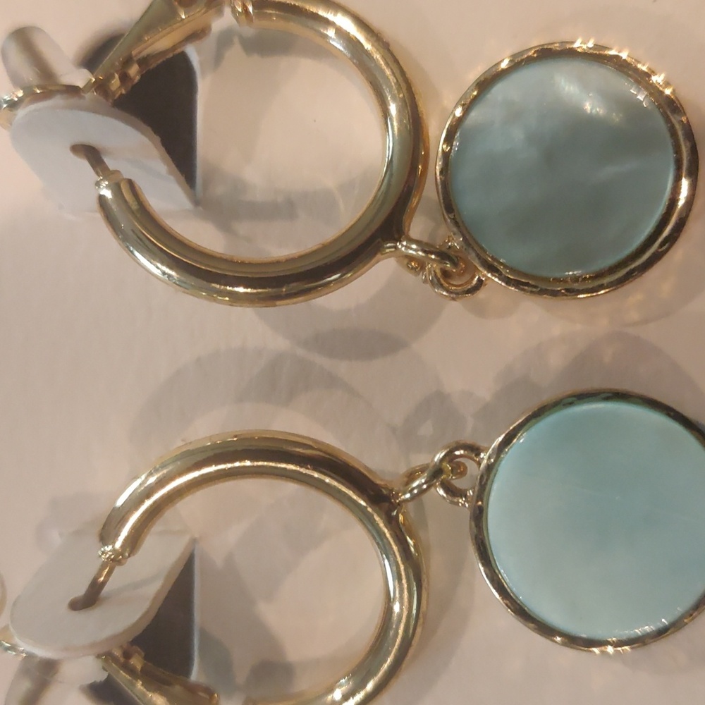 Jessica Simpson earrings - Picture 2 of 3